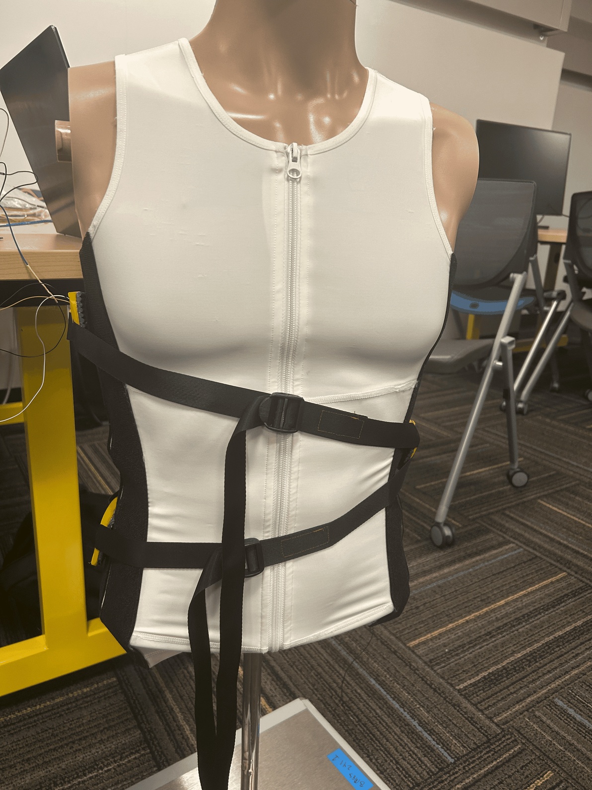 SpineGenie: A Smart, Soft, and Patient-Specific Brace for Adolescent Idiopathic Scoliosis Correction screenshot 2